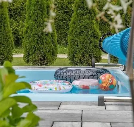 Dom wakacyjny Dream Z Basenem I Jacuzzi 606-436-626 *